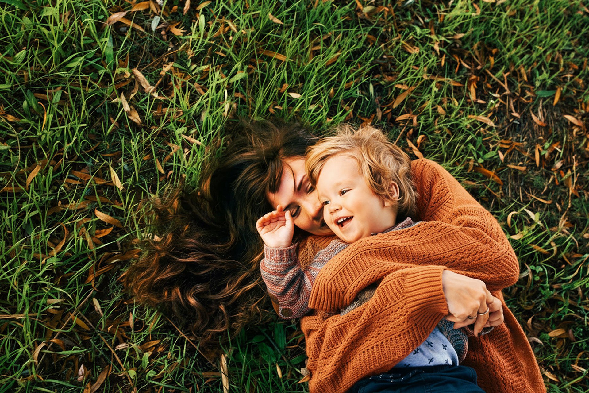 LP-grass-mom-and-son